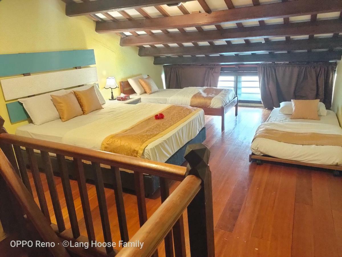 Отель Lang Hoose Джорджтаун Экстерьер фото